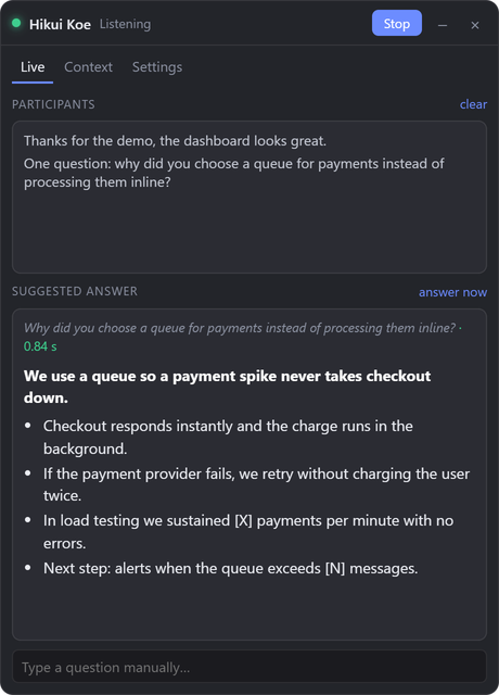 Hikui Koe "Live" view: at the top, a participant’s transcribed question about why payments go through a queue; below, the suggested answer with a bold key idea and four bullets, with [X] and [N] placeholders where data is missing.